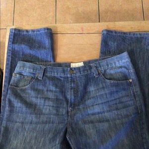 Mens jeans…Alexander Julian size 40x32